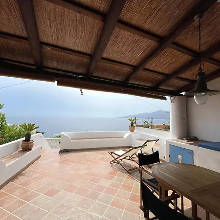 Casa Dei Sogni, Island Of Salina *